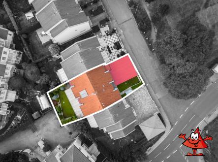 Prodej domu Praha 10 Benice - dron V.jpg | Prodej - dům/vila, 220 m²