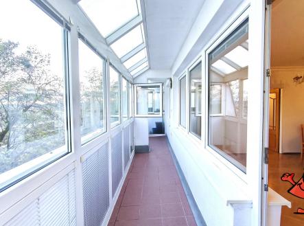 Pronájem bytu 5+1 v ulici Přádova, Praha 8 - lodžie | Pronájem bytu, 5+1, 130 m²