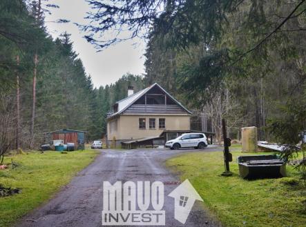 DSC07001_inzer | Prodej - zemědělský objekt, 8 052 m²