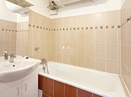 IMG_5225_inzer | Prodej bytu, 1+kk, 44 m²