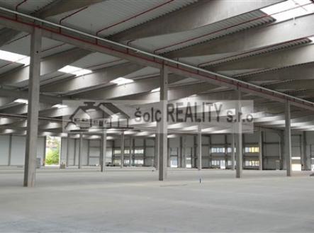 Pronájem - komerční objekt, průmyslový areál, 24 000 m²