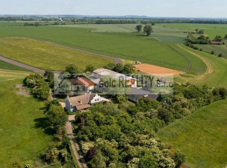 . | Prodej - zemědělský objekt, 85 000 m²