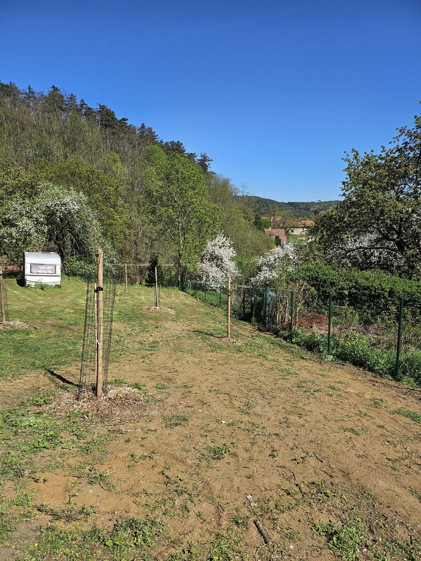 Pronájem pozemku 1057 m2 v Županovicích, okr. Příbram