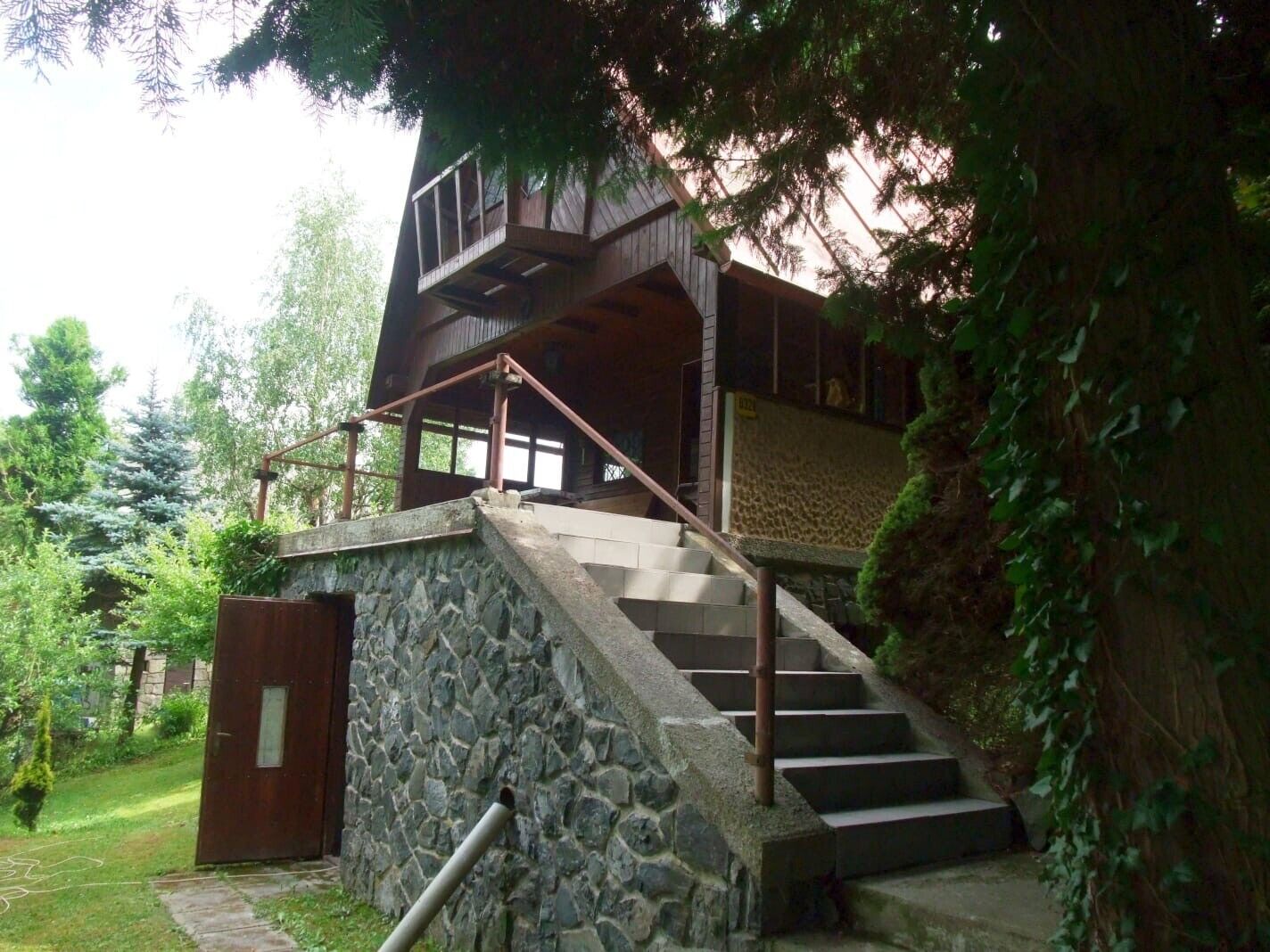 Prodej chaty v Líšnici u Prahy, pozemek 527 m2