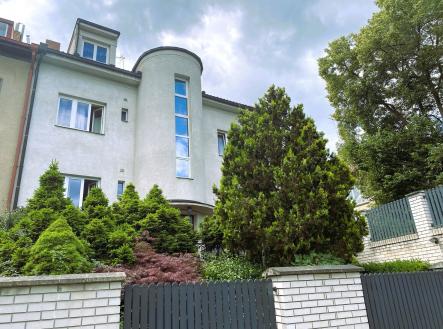 Prodej - dům/vila, 300 m²