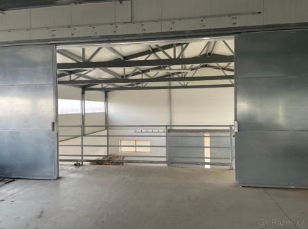 Pronájem - komerční objekt, průmyslový areál, 3 400 m²