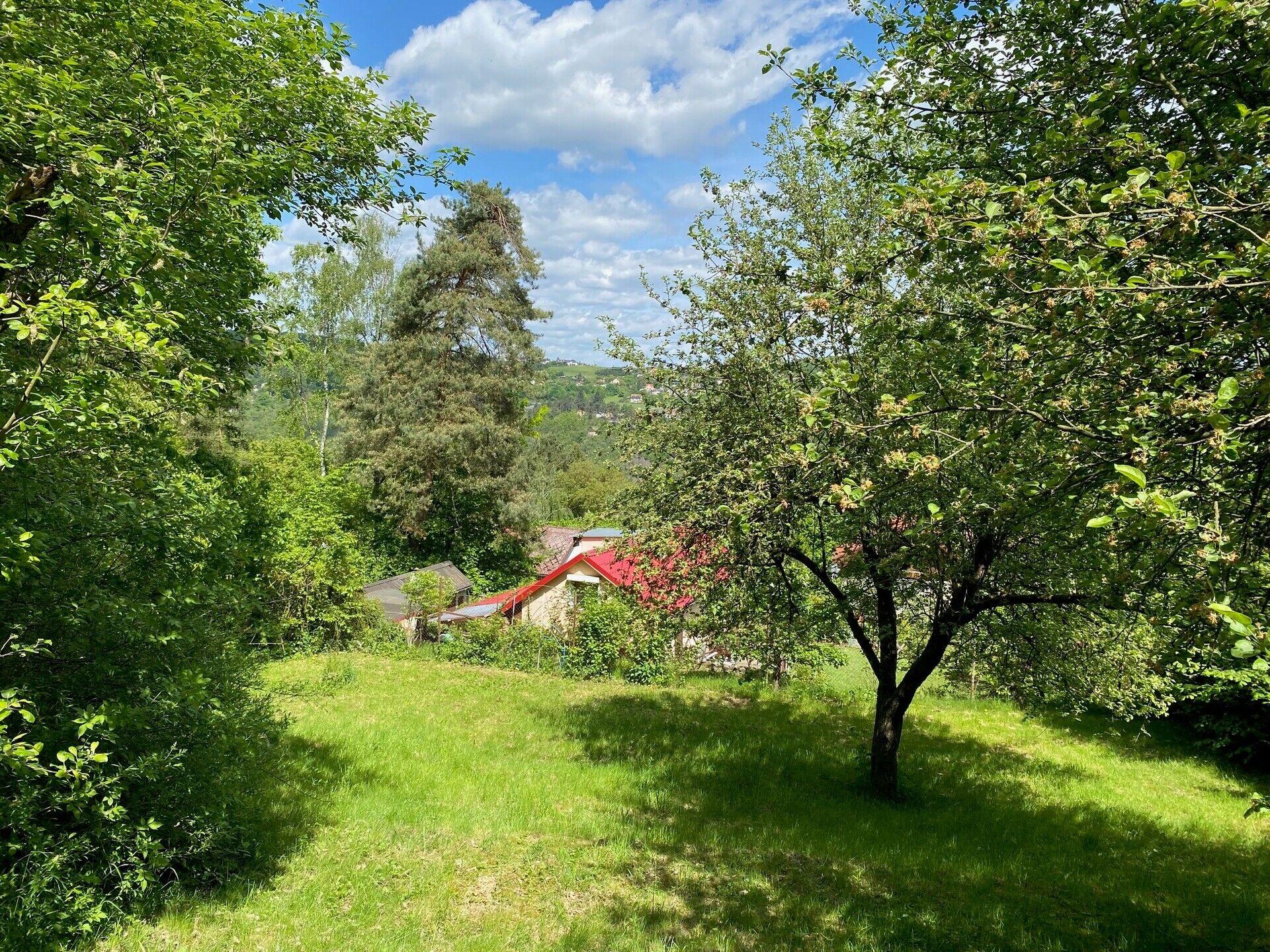 Prodej pozemku 905 m2, Hradištko,Pikovice, Praha západ