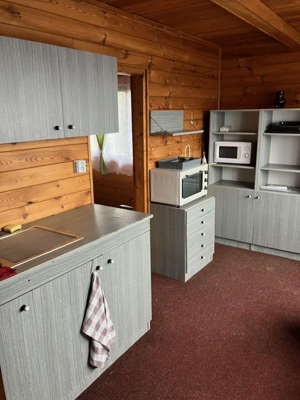 Pronájem chaty 4+1, pozemek 376 m2, Maskovice u Netvořic, okr. Benešov