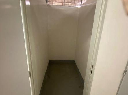 Pronájem - malý objekt/garáž