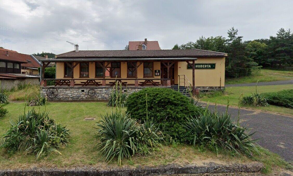 Prodej domu s projektem na přestavbu na 3 byty  v Čími, okes Příbram