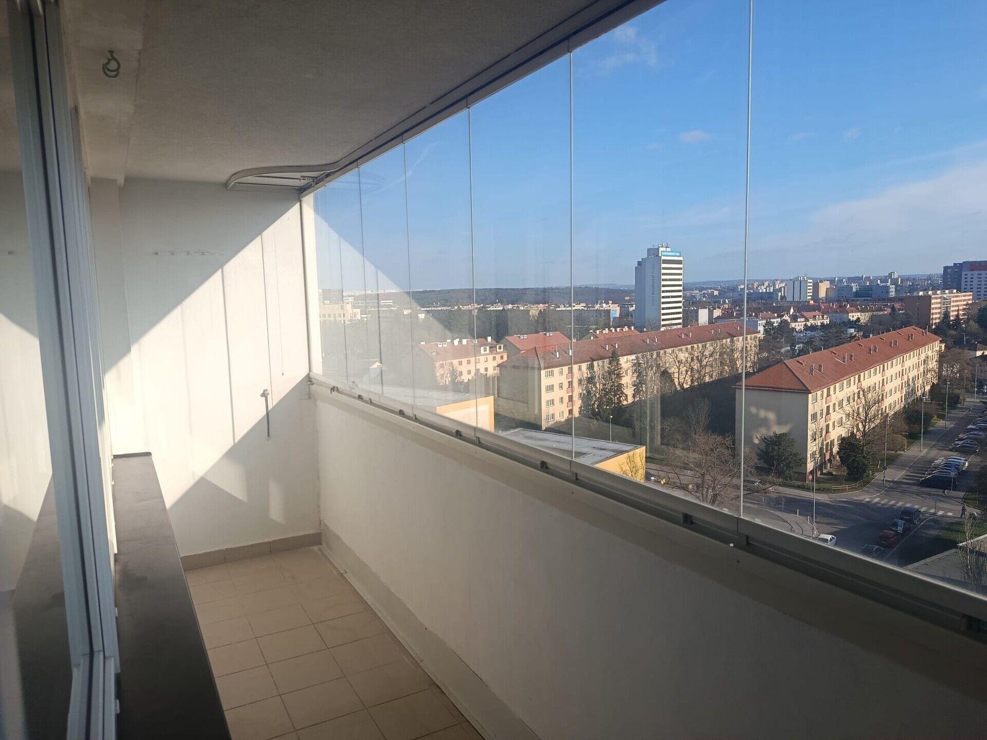 Pronájem 1+1/L, Praha 4, Krč, Horáčkova