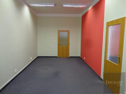 Pronájem - kanceláře, 143 m²