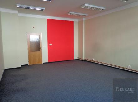 Pronájem - kanceláře, 143 m²