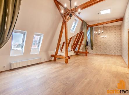 Prodej bytu, atypický, 77 m² obrázek