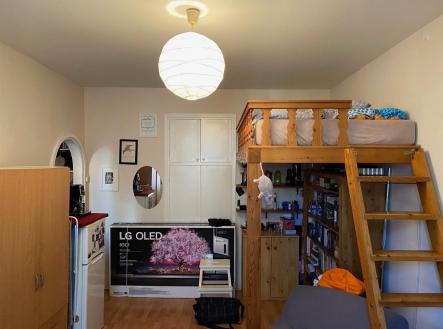 . | Pronájem bytu, 1+kk, 27 m²