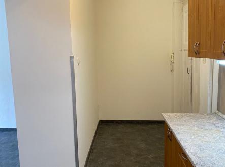 . | Prodej bytu, 2+kk, 44 m²