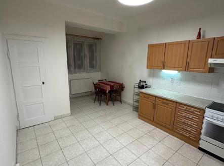 . | Pronájem bytu, 3+1, 83 m²