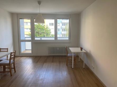 . | Pronájem bytu, 2+kk, 45 m²