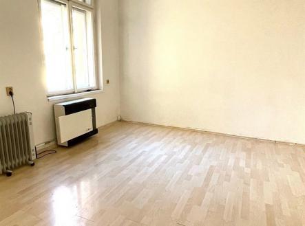 . | Pronájem bytu, 1+kk, 27 m²