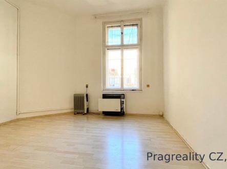 . | Pronájem bytu, 1+kk, 27 m²