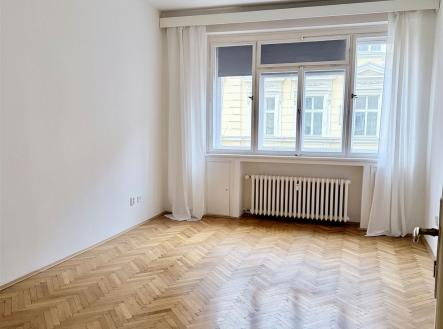 . | Pronájem bytu, 1+kk, 26 m²