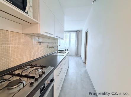 . | Pronájem bytu, 4+kk, 72 m²