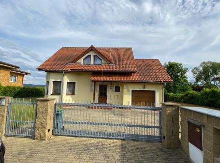 . | Prodej - dům/vila, 138 m²