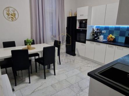 . | Prodej bytu, 3+1, 67 m²