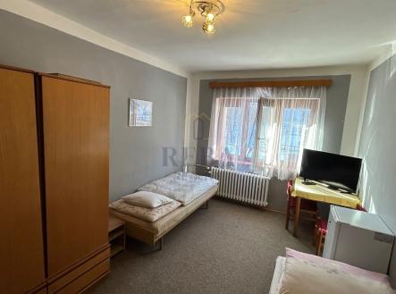 . | Prodej - dům/vila, 200 m²