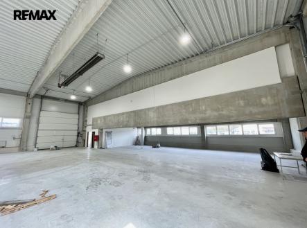 photo-2022-04-28-09-59-56-5051.jpg | Pronájem - výrobní prostor, 1 500 m²