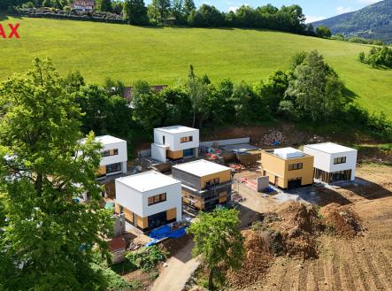 stav ke dni 28. 5. 2025 | Prodej - dům/vila, 95 m²