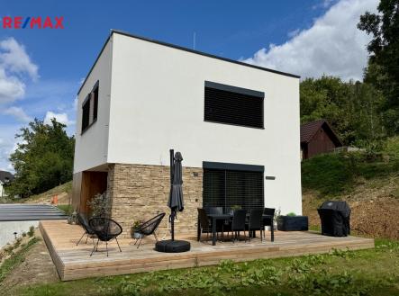 stav ke dni 17. 9. 2025 | Prodej - dům/vila, 95 m²