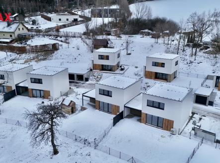 zimní foto | Prodej - dům/vila, 95 m²