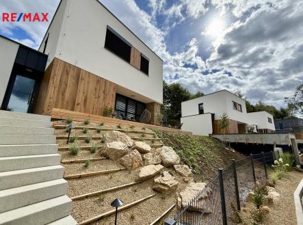 stav ke dni 17. 9. 2025 | Prodej - dům/vila, 95 m²