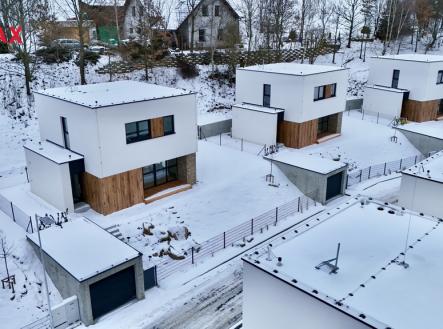 zimní foto | Prodej - dům/vila, 95 m²