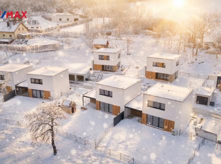 zimní foto | Prodej - dům/vila, 95 m²