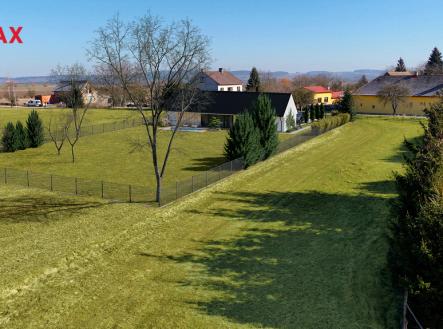 Pozemek s domem | Prodej - pozemek pro bydlení, 1 877 m²