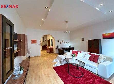 Pronájem bytu, 3+1, 135 m² obrázek