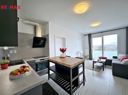 Pronájem bytu, 3+kk, 67 m² obrázek