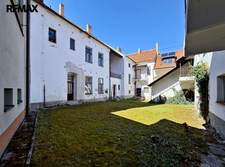 02.jpg | Prodej - obchodní prostor, 835 m²