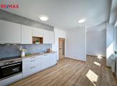 Pronájem bytu, 1+kk, 34 m²