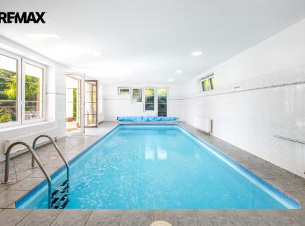 024-1.jpg | Prodej - dům/vila, 350 m²