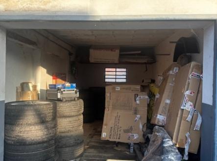 02.jpg | Prodej - malý objekt/garáž