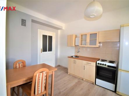 Pronájem bytu, 1+1, 49 m² obrázek