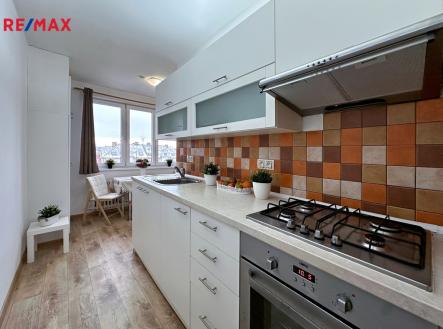 06.jpg | Pronájem bytu, 2+1, 58 m²