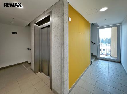 14-1.jpg | Prodej bytu, 2+kk, 64 m²