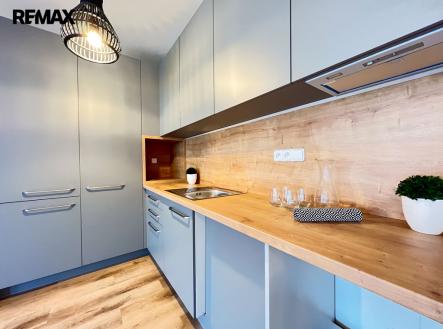 img-8230.jpg | Pronájem bytu, 4+kk, 83 m²