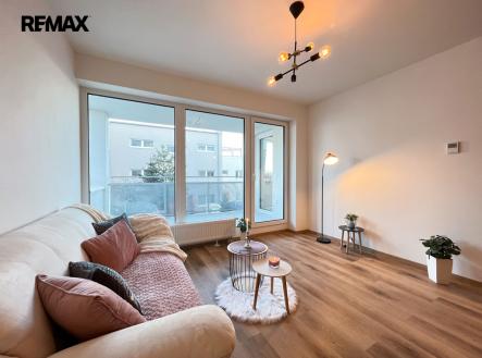 Pronájem bytu, 4+kk, 83 m² obrázek