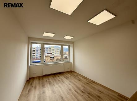 img-2551-1.jpg | Pronájem - kanceláře, 22 m²