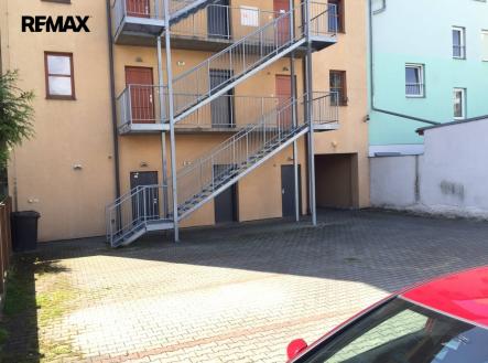 img_bc2e530dc7.jpg | Pronájem - malý objekt/garáž